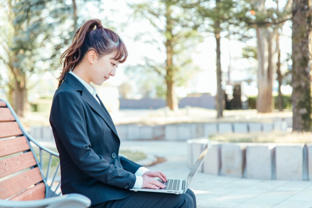 留学すると就活に間に合わない？出遅れた際に取るべき行動を徹底解説