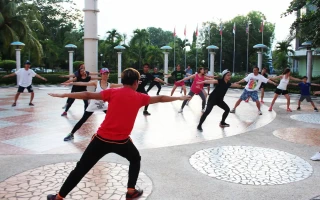 (Cebu Blue Ocean Academy/セブブルーオーシャンアカデミー) ズンバ