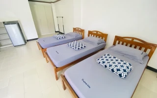 (English Fella2/イングリッシュフェラツー)3人部屋⑵