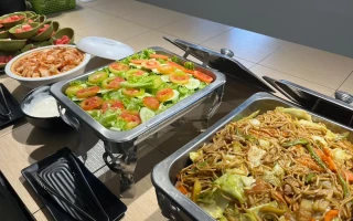 (CLARK WE ACADEMY/クラーク ウィーアカデミー) 配膳風景