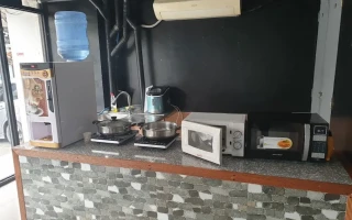 (WE ACADEMY ILOILO/ウィーアカデミー イロイロ) 共同キッチン