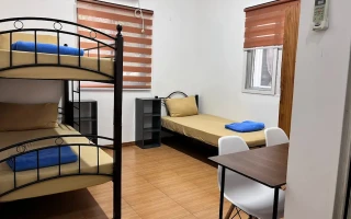 (CLARK WE ACADEMY/クラーク ウィーアカデミー) 3人部屋