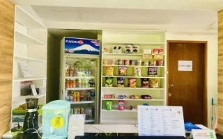 (CLARK WE ACADEMY/クラーク ウィーアカデミー) 売店