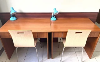 (GLOBAL LANGUAGE CEBU/グローバルランゲージセブ) 2人部屋 机