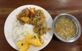 (E-ROOM/イールーム) 昼食