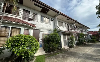 (First English/ファーストイングリッシュ) シェアハウス外観