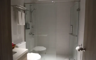 (Cebu Blue Ocean Academy/セブブルーオーシャンアカデミー) バストイレ