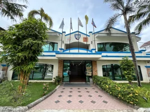 (English Fella1/イングリッシュフェラワン)学校外観