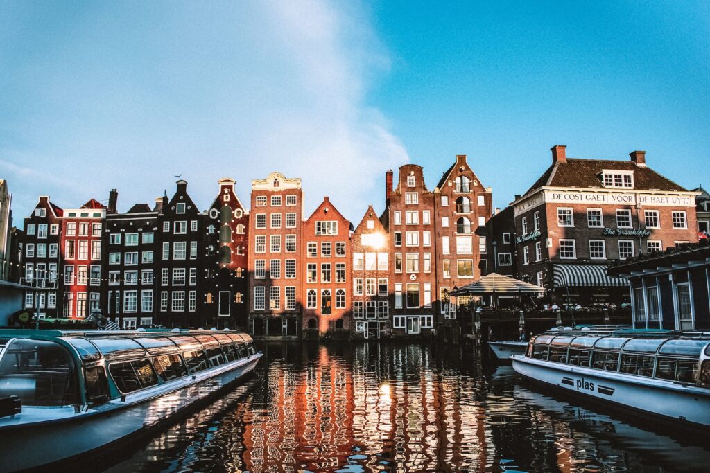 ヨーロッパ留学に興味がある人必見!メリットや注意点、おすすめの渡航先まで徹底解説