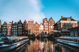 ヨーロッパ留学に興味がある人必見！メリットや注意点、おすすめの渡航先まで徹底解説