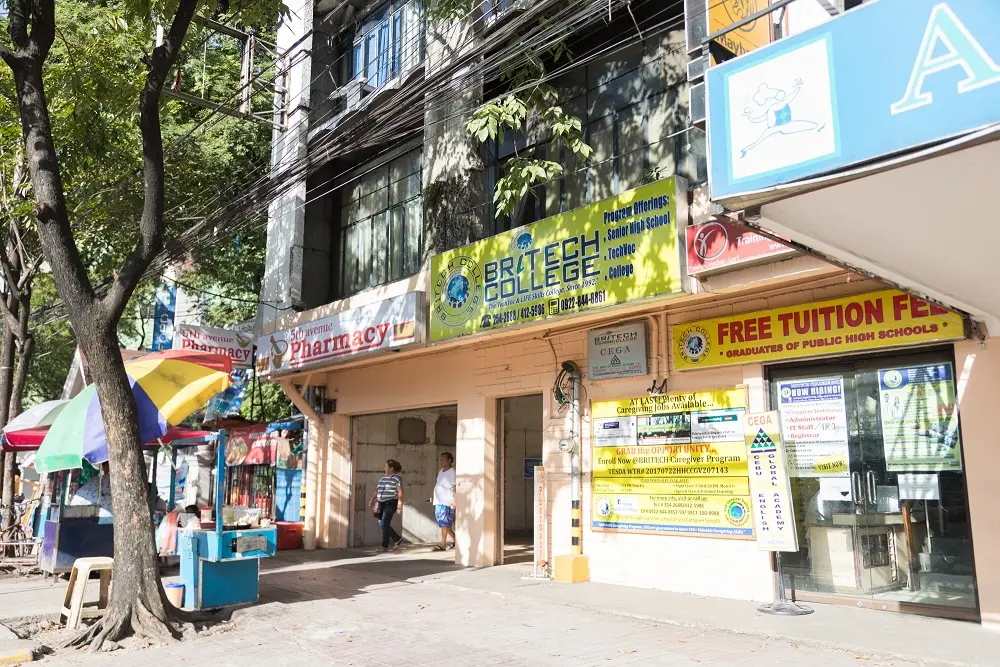 (CEGA/セガ) 学校外観