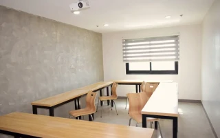 (CIA/シーアイエー マクタンキャンパス) グループクラス