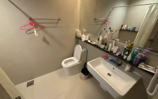 (EV Academy/イーブイアカデミー) トイレ洗面所