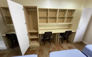 (CG Banilad/シージーバニラッド) 2人部屋 机