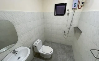 (CG Banilad/シージーバニラッド) 2人部屋　シャワー・トイレ