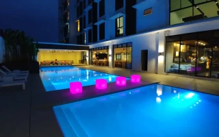 (EV Academy/イーブイアカデミー) プール