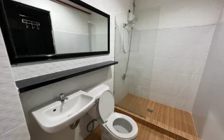 (PINES IELTS Specialized Campus/パインス アイエルツスペシャライズドキャンパス) バス・トイレ