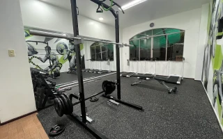 (API BECI Sparta/アピベシスパルタ) フィットネスジム