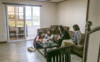 (WALES/ウェールズ) 団欒様子