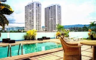 (Universe English/ユニバースイングリッシュ) Cebu Grand Hotel プール