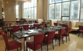 (Universe English/ユニバースイングリッシュ) Manderin Plaza Hotel(2)