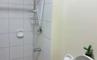 (Universe English/ユニバースイングリッシュ) Horaizon (コンドミニアム寮)シャワー・トイレ