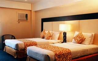 (Universe English/ユニバースイングリッシュ) Cebu Grand Hotel ベッド