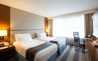 (Universe English/ユニバースイングリッシュ) Best Western LEX Cebu ベッド