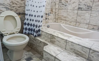 (PINES IELTS Specialized Campus/パインス アイエルツスペシャライズドキャンパス) トイレ・バスタブ付き