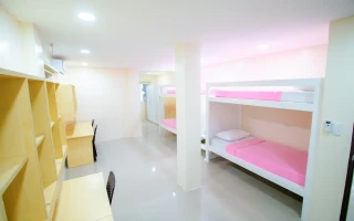 (CG Banilad/シージーバニラッド) 4人部屋